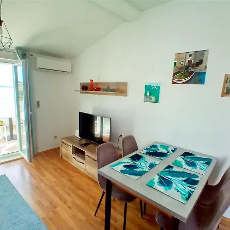 Apartment Sime Tribunj (Sibenik-Knin)