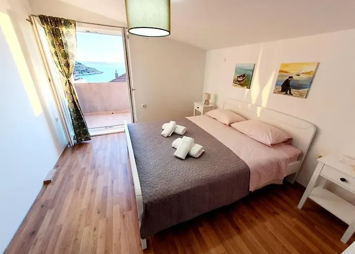 Apartment Sime Tribunj (Sibenik-Knin)